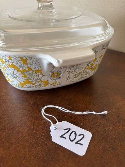 CorningWare Floral Bouquet Casserole Dish with Lid