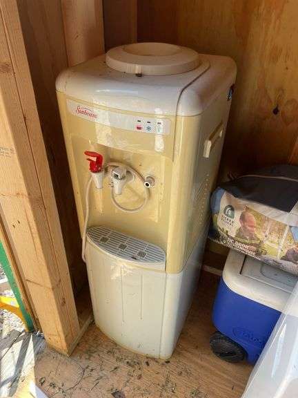 SUNBEAM COLD/HOT WATER DISPENSER
