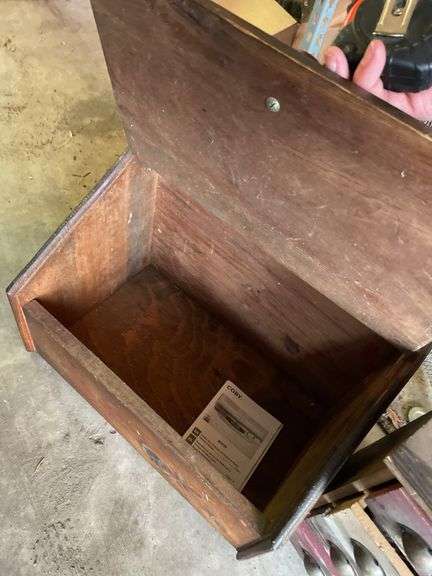 VINTAGE BREAD BOX AND DECOR ORGANIZER