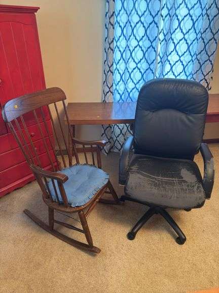 WOOD ROCKING CHAIR AND ROLLING OFFICE DESK