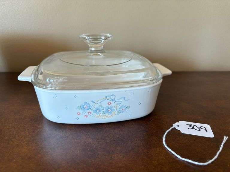 CorningWare Country Cornflower Casserole Dish with Lid