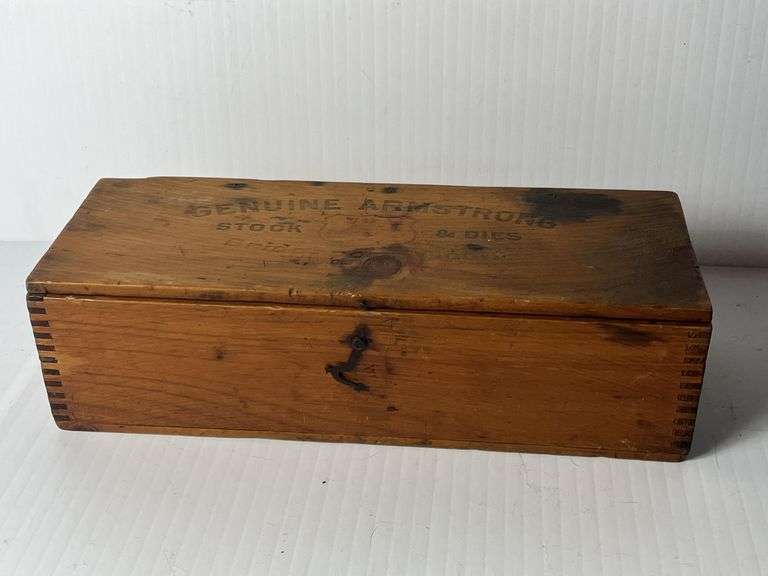 Armstrong Dovetailed Stock and Dies Box