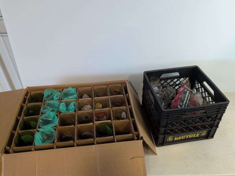 Drinking glasses and shot glasses with designs