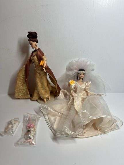 Cafe Society Barbie Doll on Stand, Blushing Orchid Bride Barbie Doll