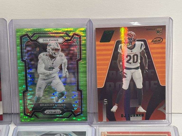 (11) Various NFL/NCAAF Sports Cards