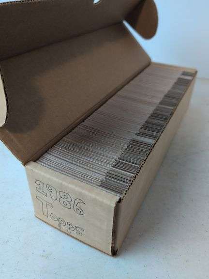 (5) 1980s near complete Topps baseball sets