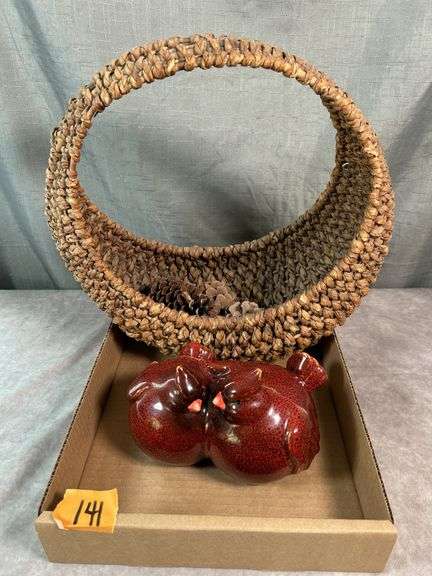 GLAZED POTTERY CARDINALS & BASKET