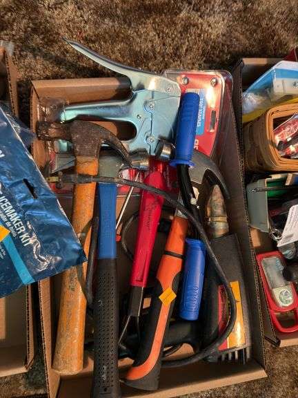 VARIETY OF HAND TOOLS