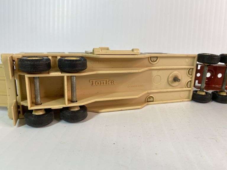 1970s Tonka Mini Horse Trailer & Truck