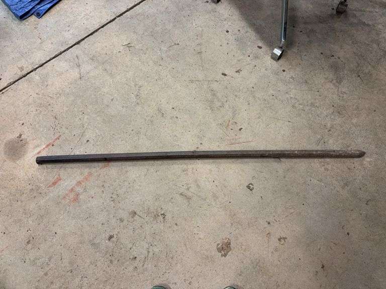 HEAVY PRY BAR