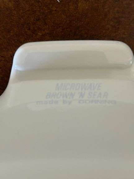 CorningWare Blue EKG Brown 'N Sear Dish with Lid