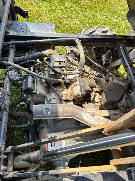 Kawasaki 2510 Mule ,4x4 , Electric Dump Bed , Has 2 Removable Doors , Good Tires ,