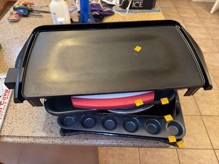 Baking Sheets/Pans, Prep Platters and Cutting Boards