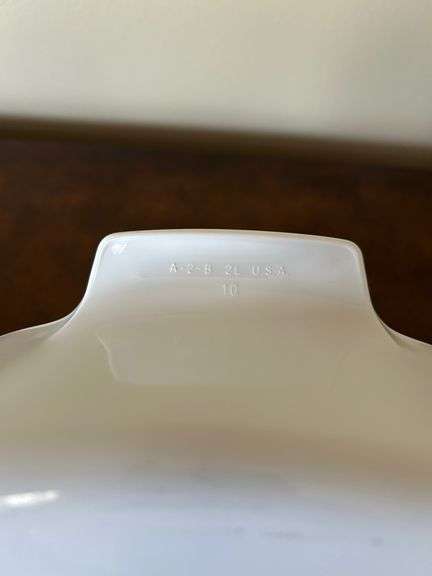 CorningWare Fruit Basket A-2-B Casserole Dish with Lid