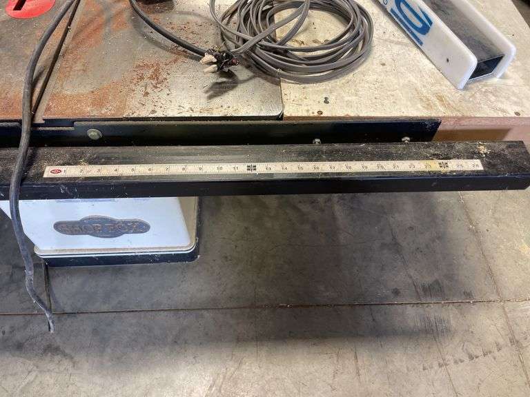 Shop Fox W1677 10" left tilting cabinet saw - works