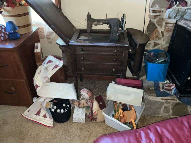 ANTIQUE WHITE BRAND SEWING MACHINE W/STAND, WOOD PLANTER AND CONTENTS PICTURED