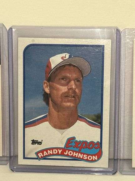 Assortment of MLB Greats Sports Cards (5 Total)