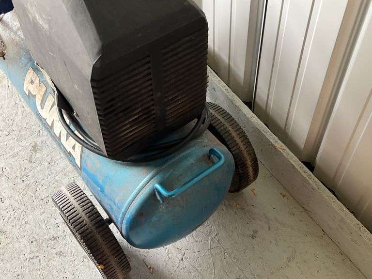 Puma Model AC1008 8 Gallon Air Compressor