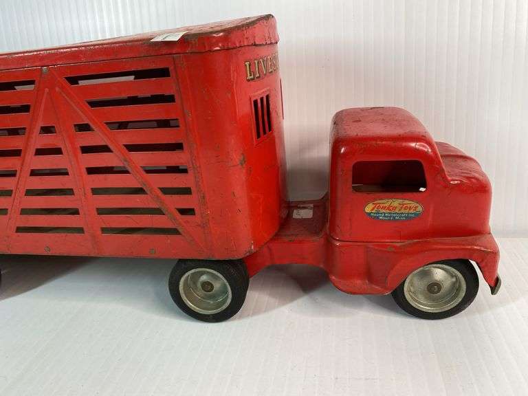 1950s Tonka Livestock Tractor Trailer