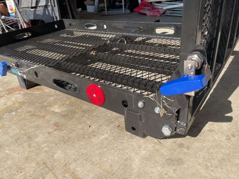 MOBILITY/WHEELCHAIR HITCH CARRIER