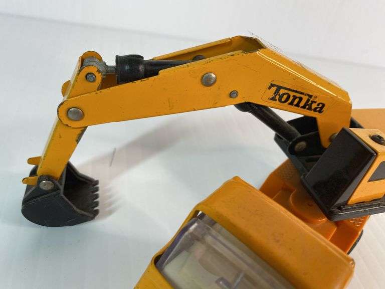 Tonka No. 968 Extended Backhoe
