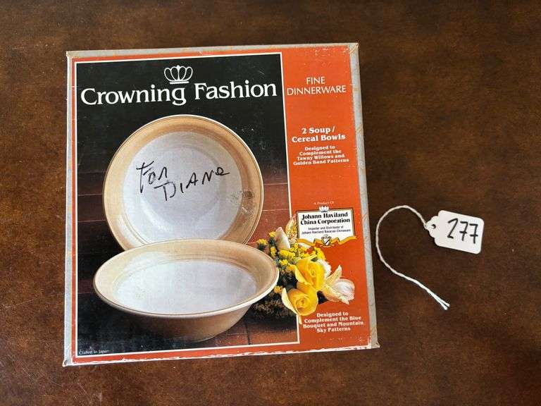 Crowning Fashion Fine Dinnerware - 2 Cereal/Soup Bowls