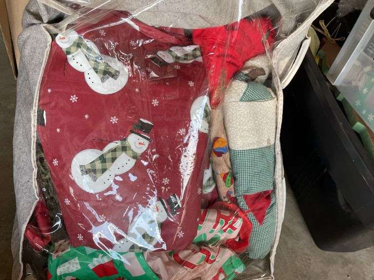 LARGE ASSORTMENT OF CHRISTMAS SUPPLIES
