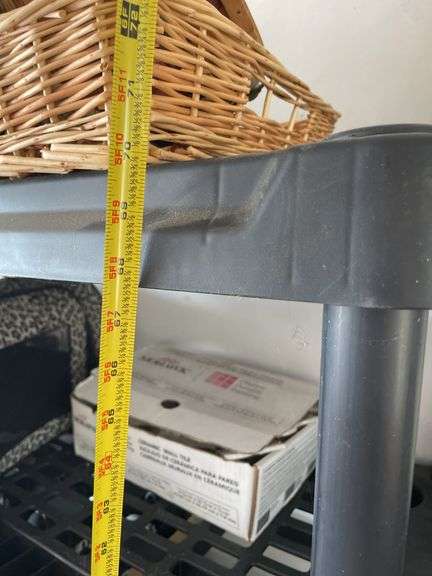 SHELF AND ITS CONTENTS (PICTURED)