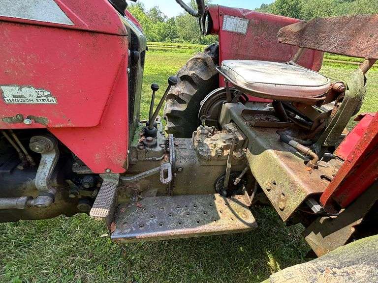 Massey Ferguson 165 Diesel Tractor ,2WD , 3 Pt , Pto , 4303 HRS