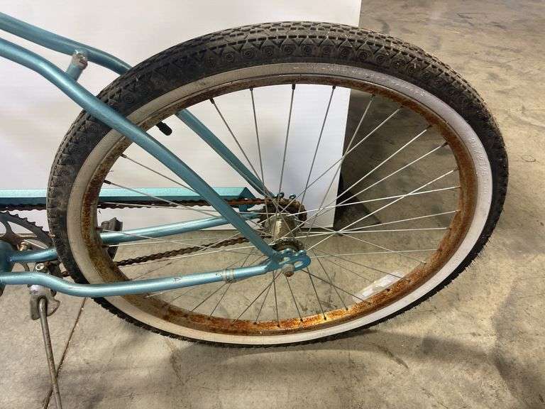 Huffy Cranbrook one-speed blue bicycle