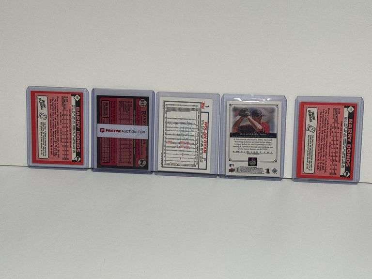 Assortment of MLB Greats Sports Cards (5 Total)