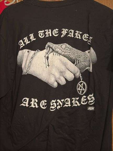 (5) Pro Wrestling Shirts (Size M)