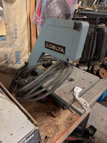 DELTA BAND SAW