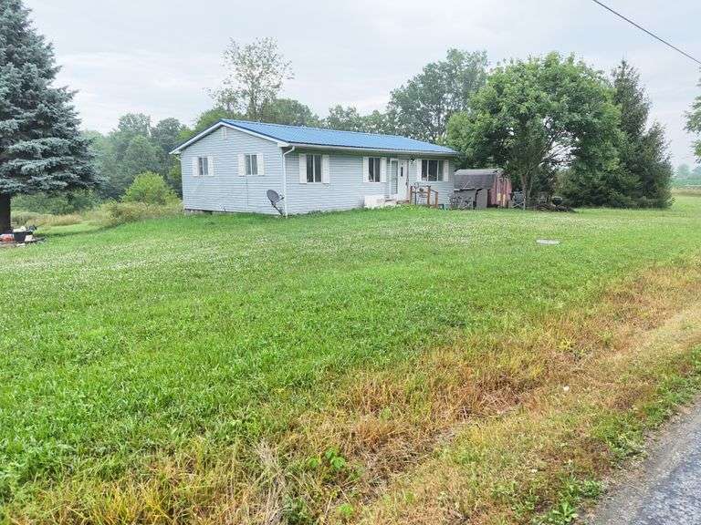 3 Bedroom Investment Home on 1.2 Acres