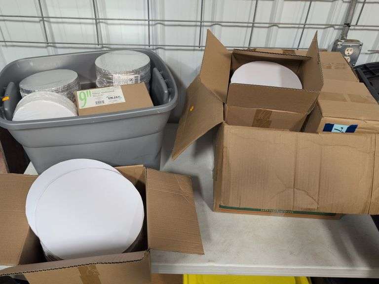 Assortment of new white and silver foldunders
