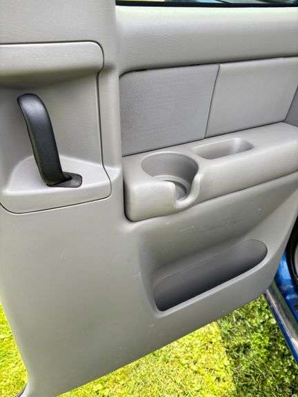 2003 Chevrolet 1500 Extended cab , 4x4 , Leather Interior, Good Running Truck