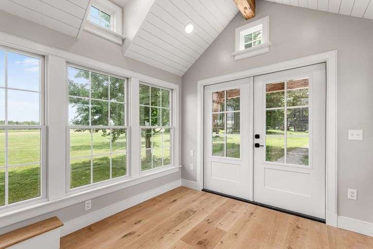 Mini Home on Wheels From Rosedale Trades