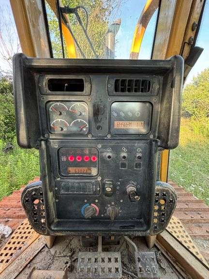 Cat D5N LGP Bulldozer , 130” Blade