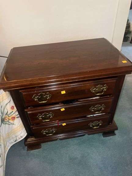 Set of (2) Kincaid Solid Wood Furniture Nightstands