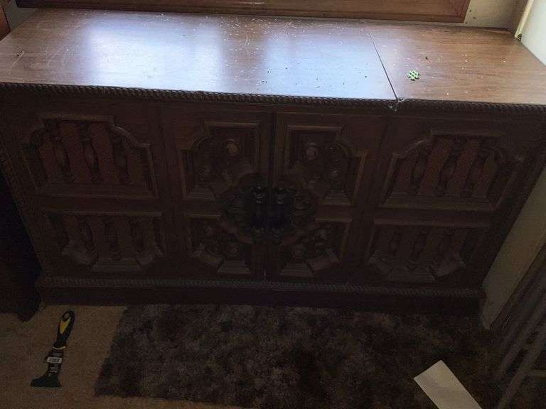 VINTAGE 1970's STEREO W/8 TRACK PLAYER AND BOOKCASE WITH ALL CONTENTS/BOOKS