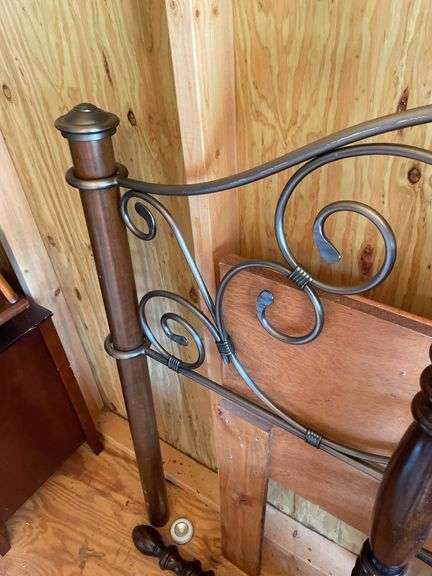 2 HEADBOARDS