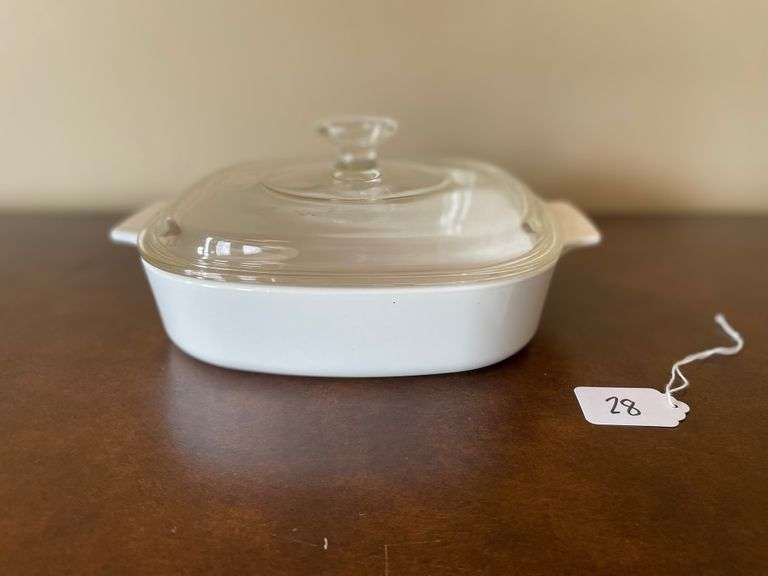 Corning Ware White Casserole Dish with Lid