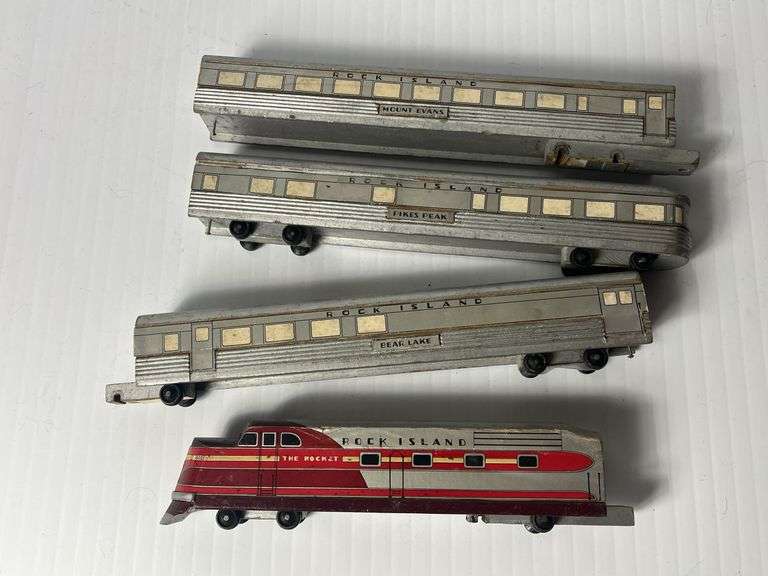 Wooden Rock Island Train Cars