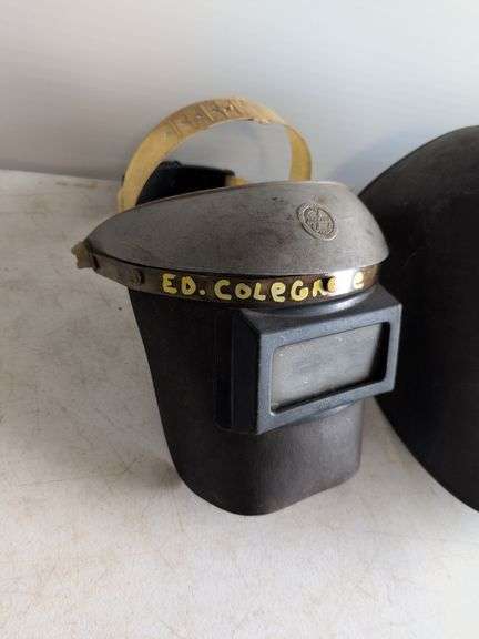 (4) welding masks and face shields - (3) Jackson and (1) Fibre-Metal