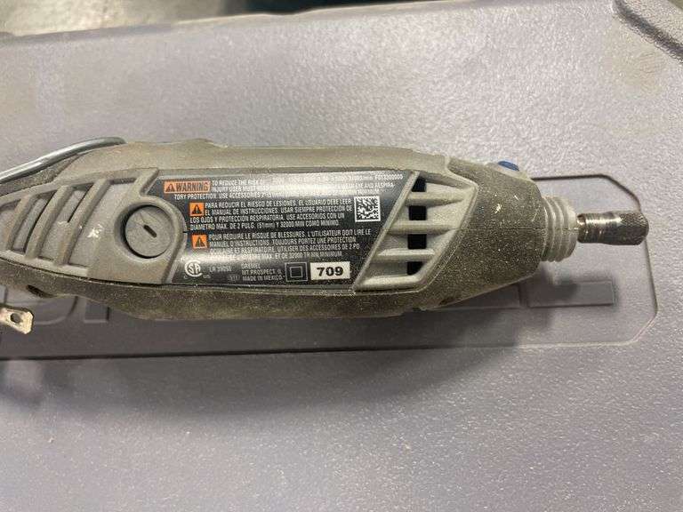 (2) Dremels and rotary tool accessory kit