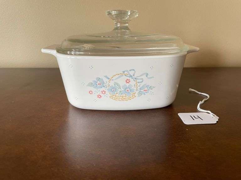 Corning Ware Country Cornflower Casserole Dish with Lid
