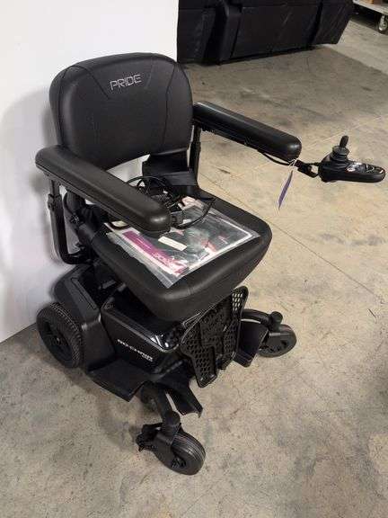 Pride Mobility electric Go-Chair - like new, works well