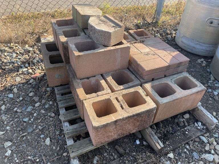 Pallet of landscaping stone, block and pavers