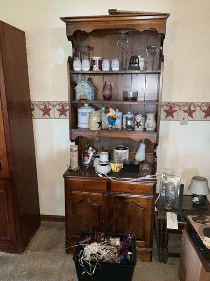 WOODEN HUTCH WITH CONTENTS