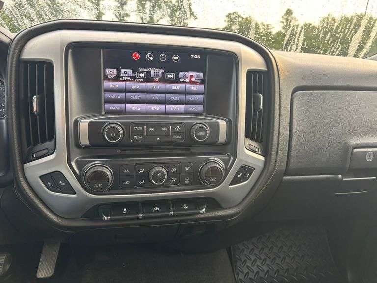 2016 GMC Sierra Z71 1500 , 4x4 , Crew Cab ,